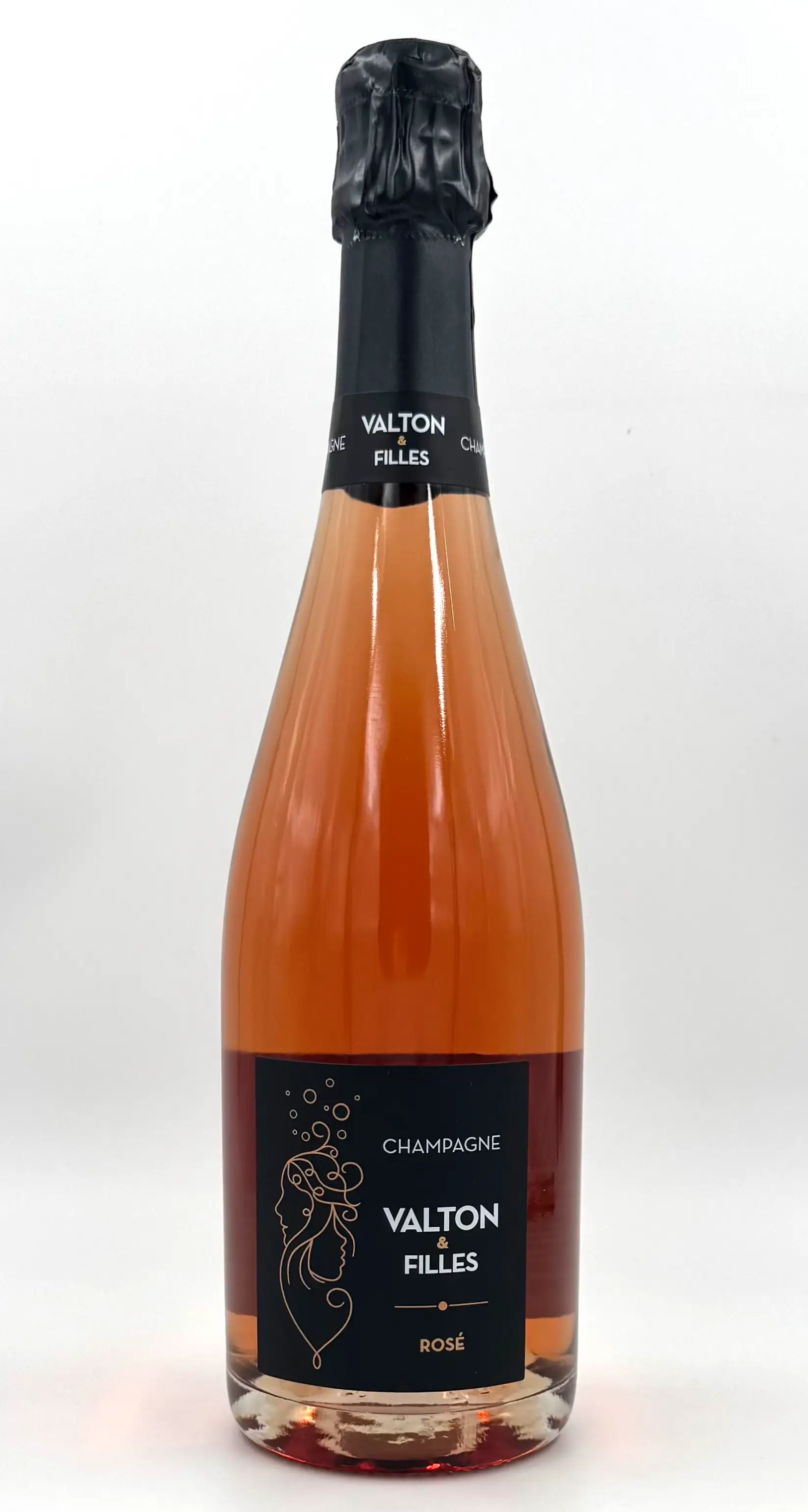champagne frais, éclatant, aux notes de fruits rouges croquants.